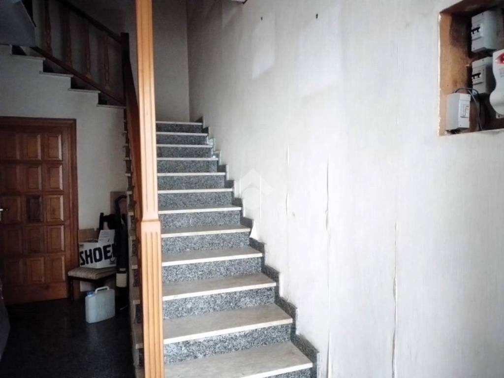 Casa indipendente a Cerisano in Via Pianolungo, 44 - Foto 3