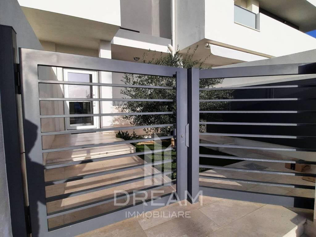 Appartamento a Quartu sant'elena in via Ungheria - Foto 2