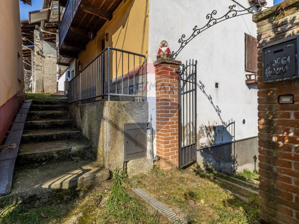 Rustico / casale a Biella in Strada Favaro di là, 61 - Foto 2