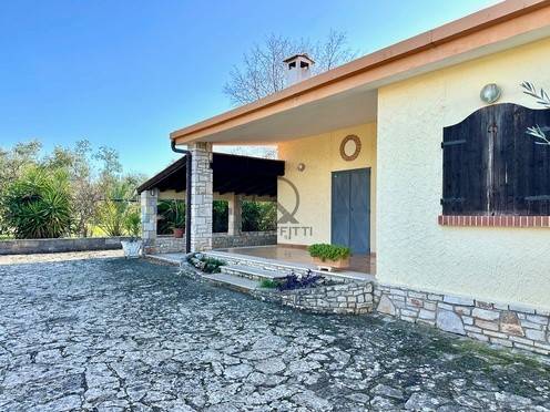 Villa a Andria in SP30 - Foto 2