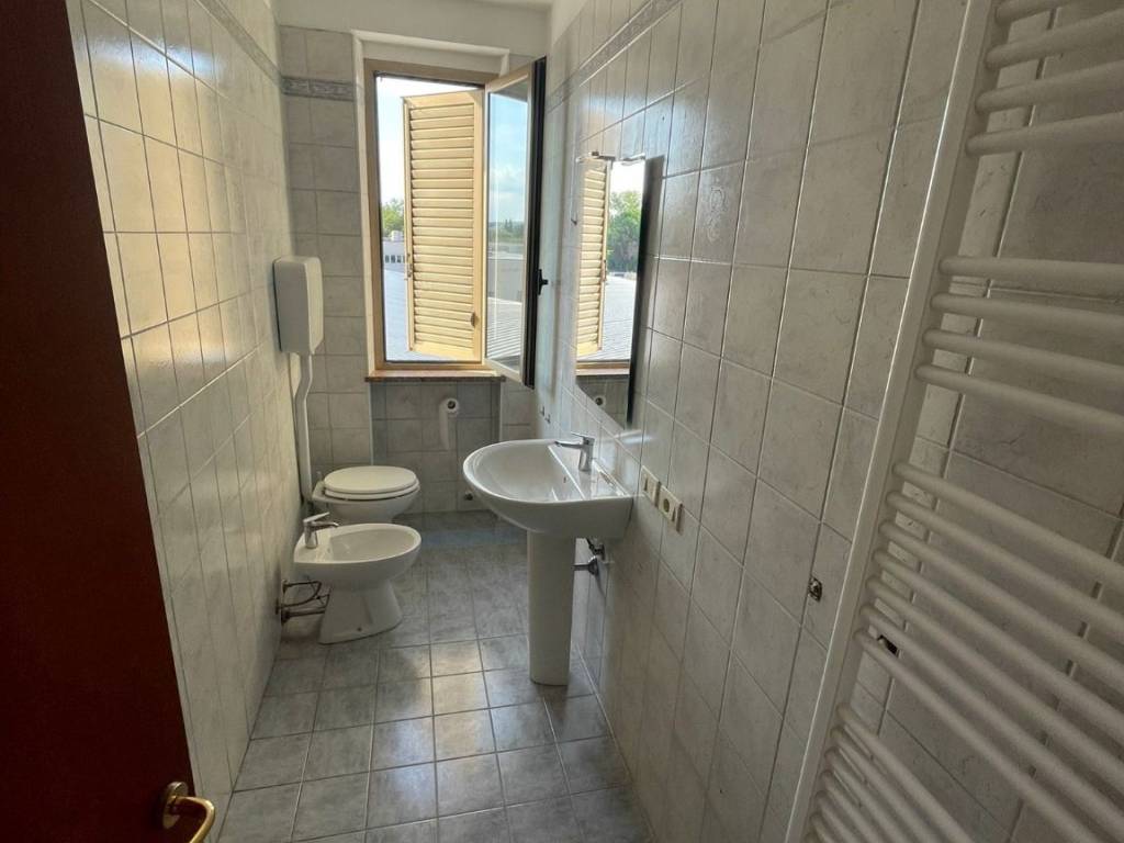 Appartamento a Pesaro in Via Brigata Garibaldi - Foto 4