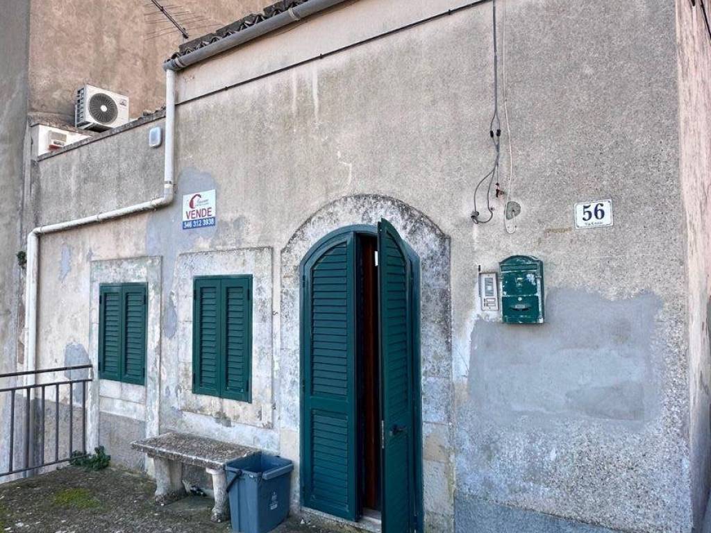 Casa indipendente a Palazzolo acreide in Via Grotte, 54 - Foto 2