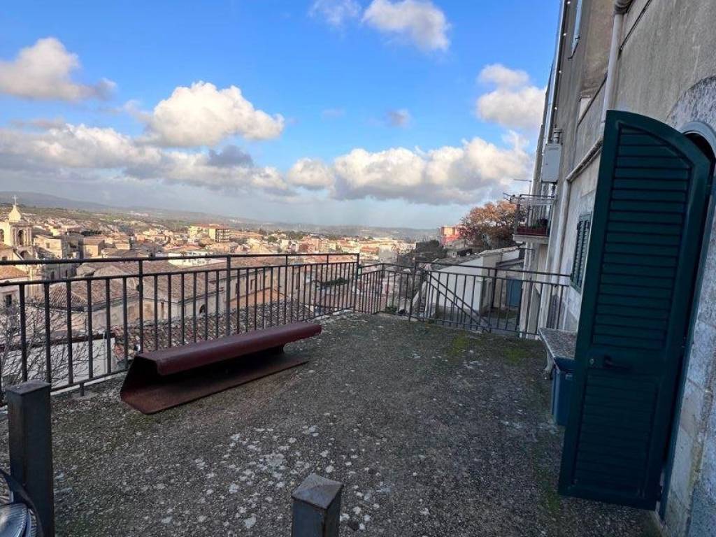 Casa indipendente a Palazzolo acreide in Via Grotte, 54 - Foto 3