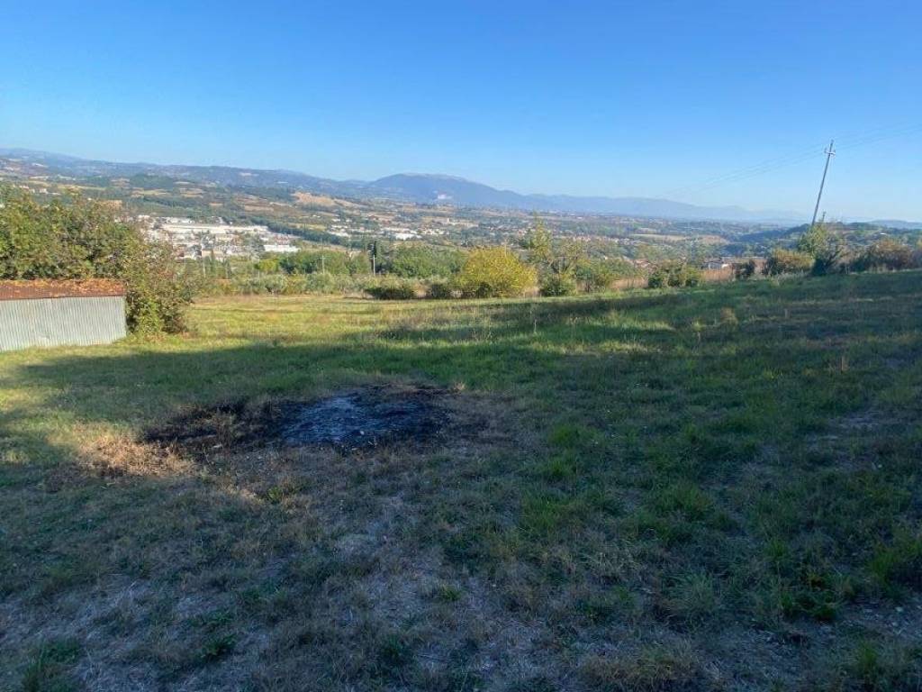Terreno a Perugia in Via Bruno Arzilli - Foto 3