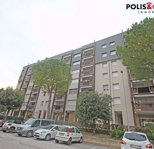 Appartamento a Ascoli piceno in Viale Della Libertà 11 - Foto 2
