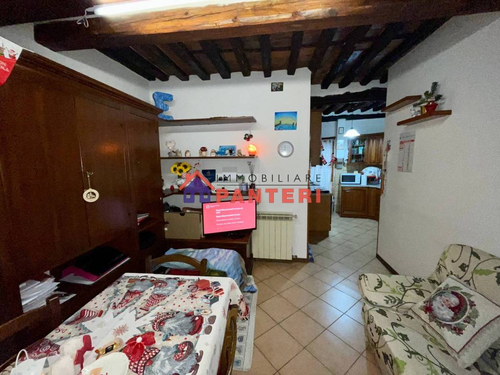 Appartamento a Pescia in Piazza San Romualdo - Foto 3