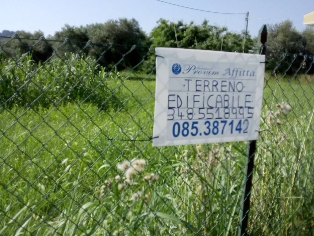 Terreno a Montesilvano in Via Volga - Foto 2