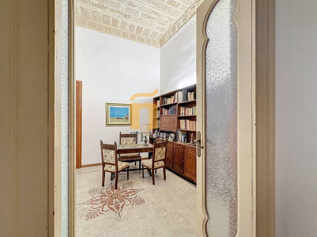 Palazzo / stabile a San pietro vernotico in Via Brindisi, 37 - Foto 4