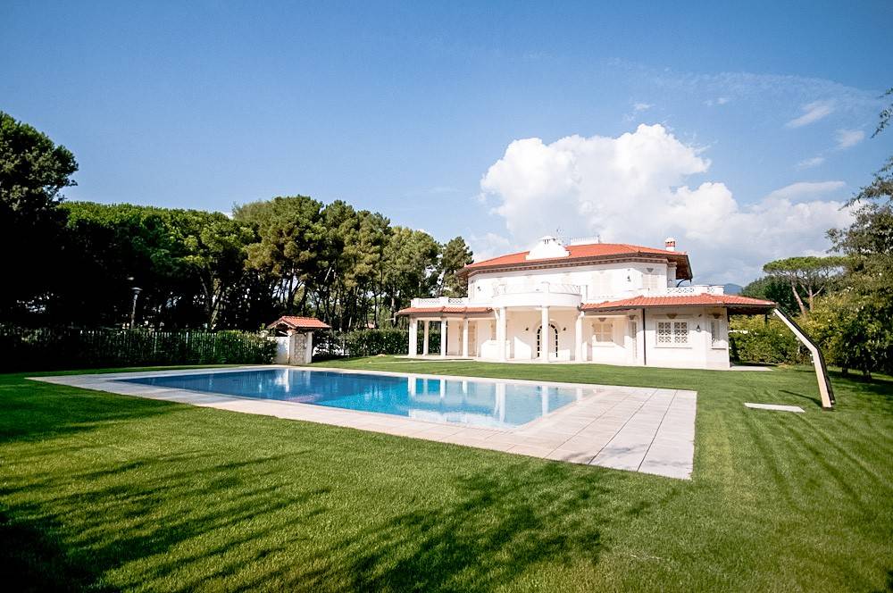 Villa a Forte dei marmi in Via Francesco Ferrucci, 26 - Foto 3
