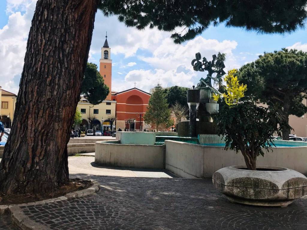 Immobile a Aprilia in Piazza Roma - Foto 2