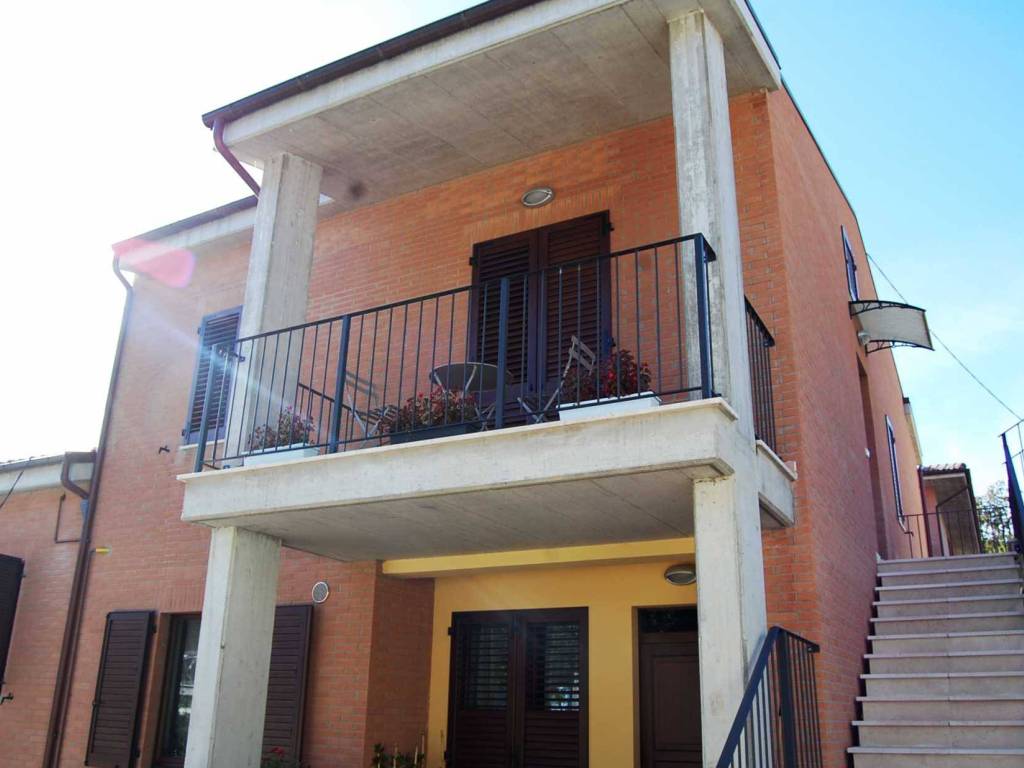 Appartamento a Sarnano in Via Benedetto Costa - Foto 3