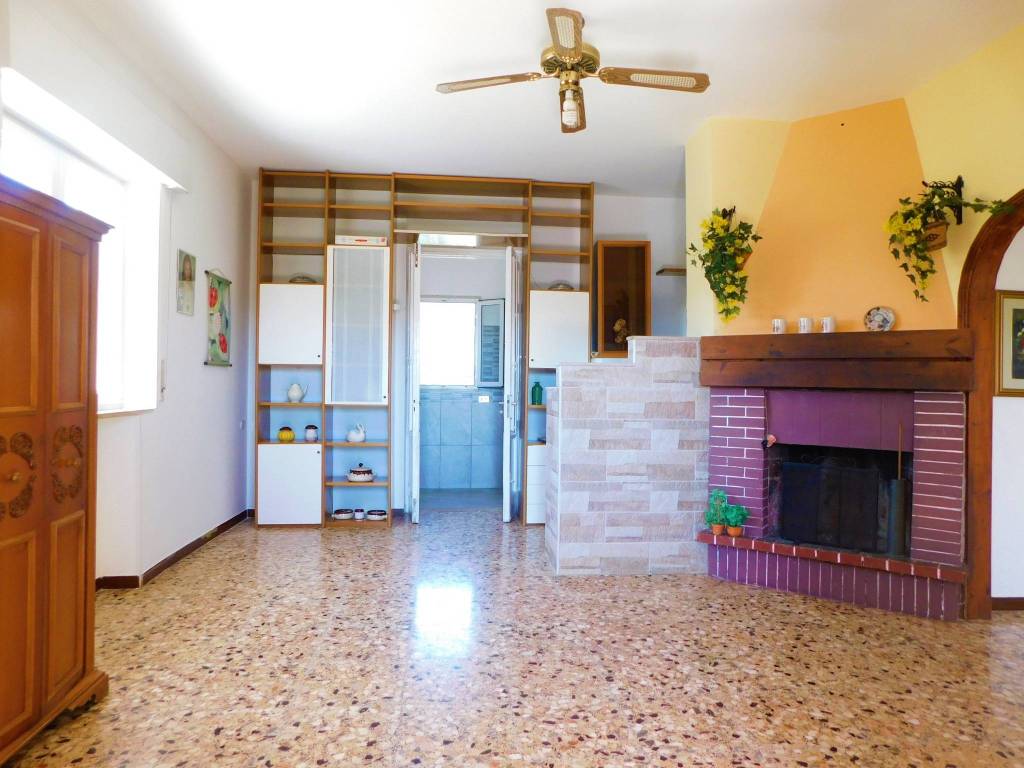 Villa a Martina franca in Strada Cavalcatore 2 Zona e - Foto 5