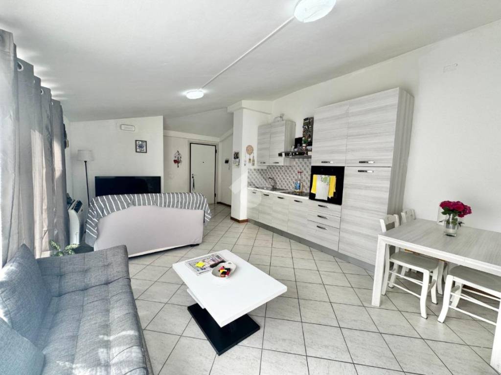 Appartamento a Assisi in Via Gianmaria Santarelli, 13 - Foto 2