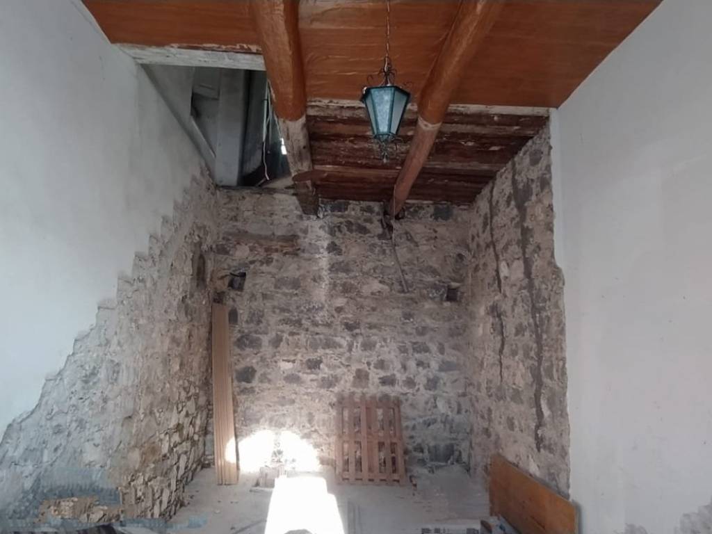 Casa indipendente a Roccagloriosa in Corso Vittorio Emanuele II - Foto 2