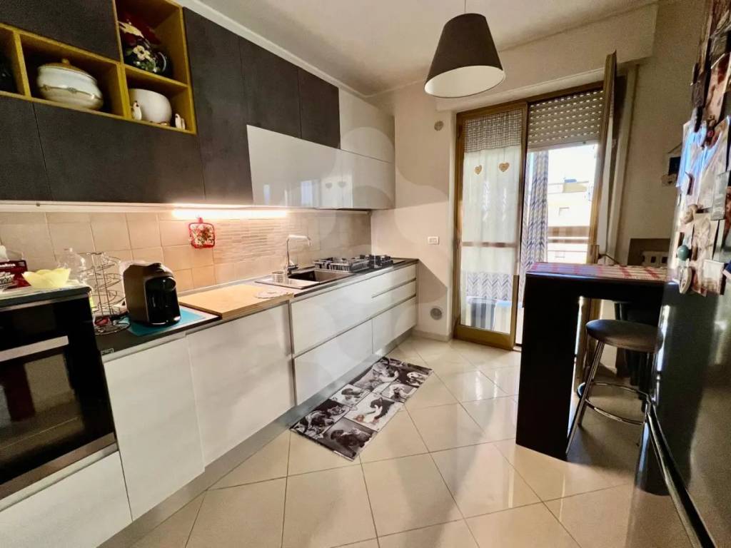 Appartamento a Bari in Via Luigi Ranieri, 5 - Foto 4