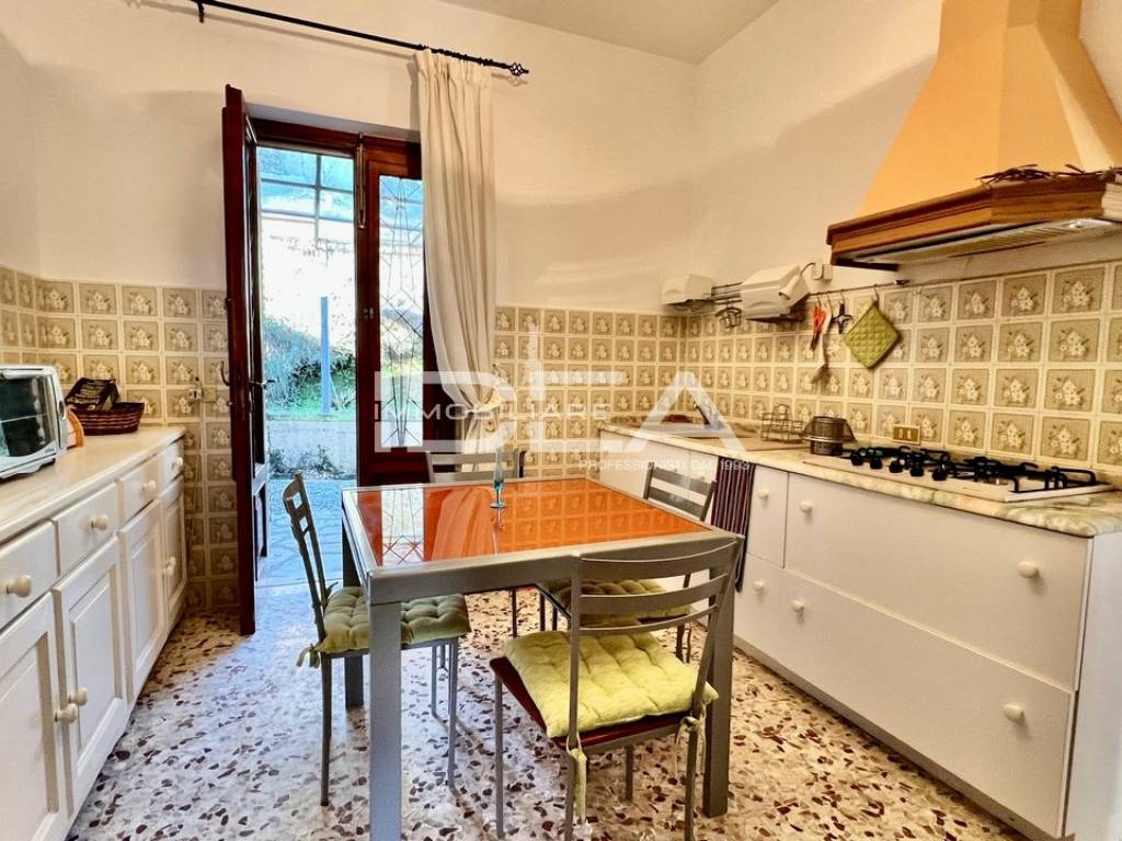 Villa a Lucca in Via di Balbano , - Foto 4