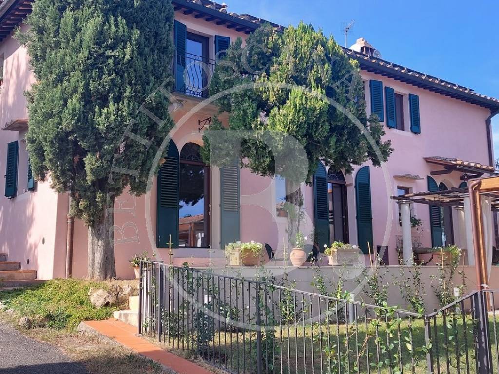 Appartamento a San gimignano in Strada Provinciale di San Gimignano - Foto 2