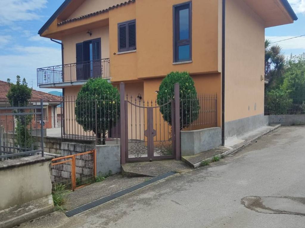 Villa a Atripalda in Contrada Novesoldi - Foto 2
