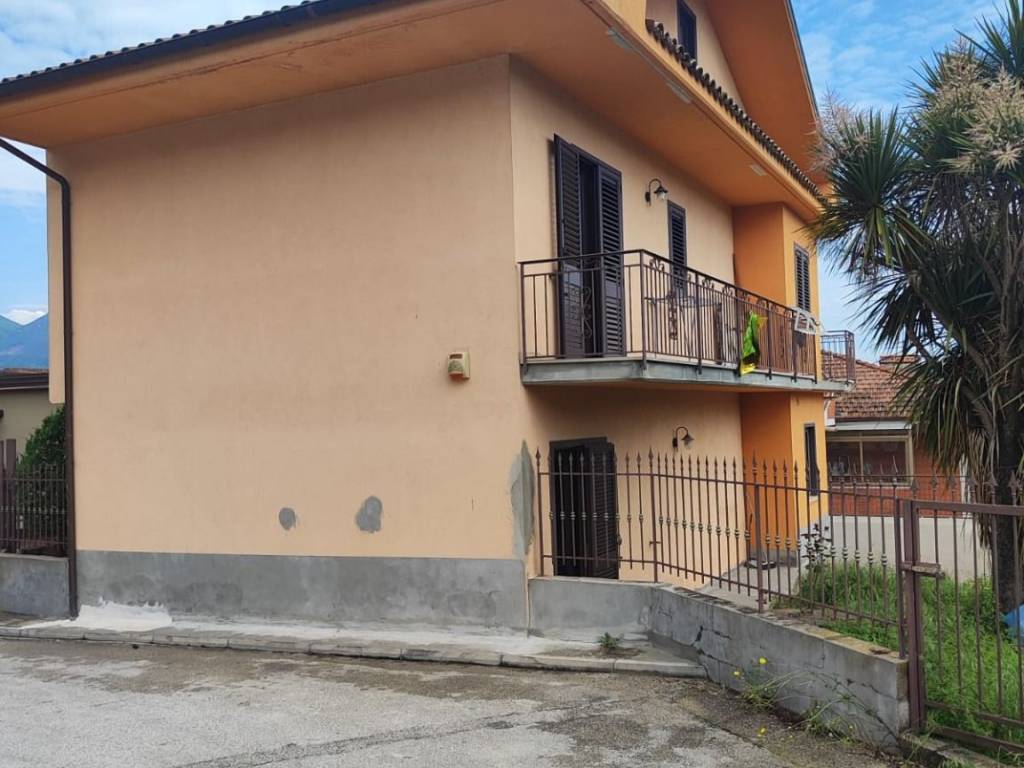 Villa a Atripalda in Contrada Novesoldi - Foto 3