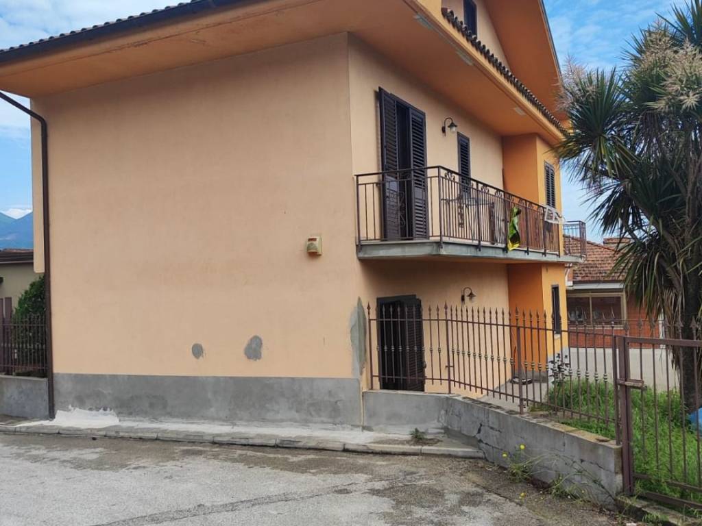 Villa a Atripalda in Contrada Novesoldi - Foto 4