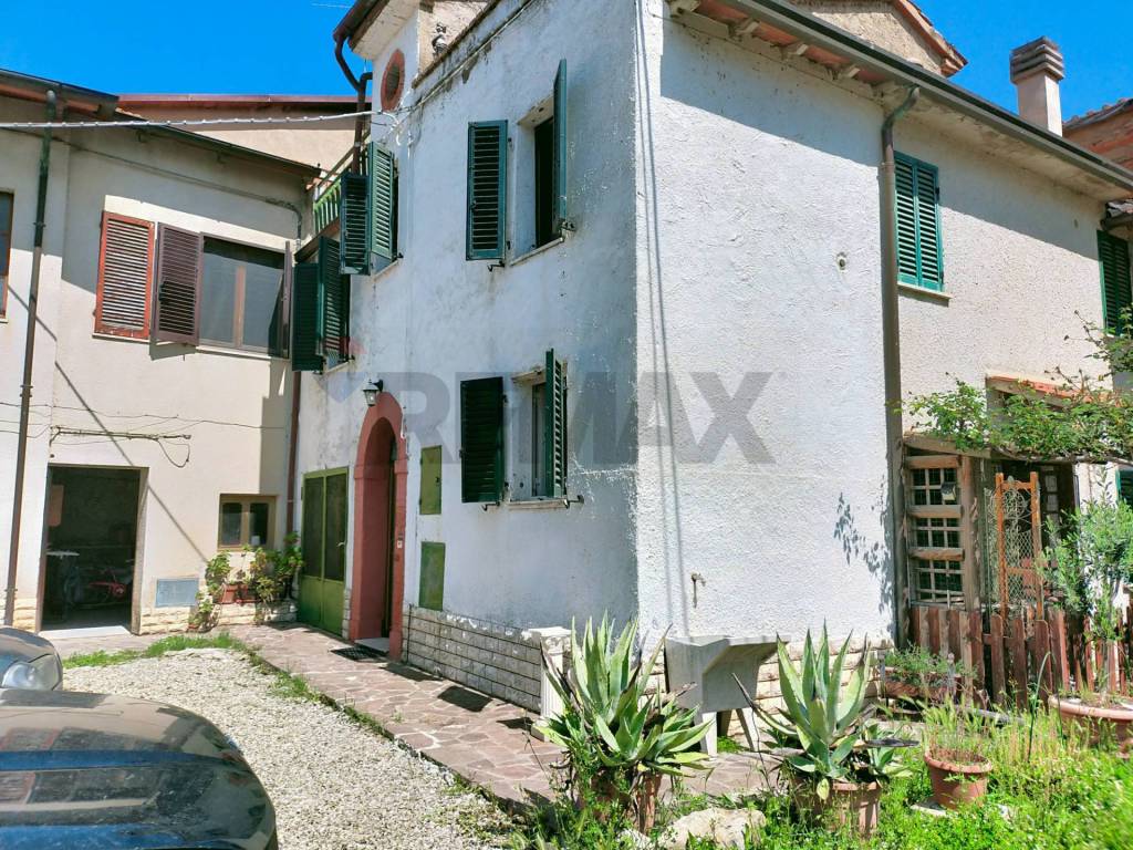 Casa indipendente a Castiglione del lago in Strada della Carraia, 32 - Foto 2