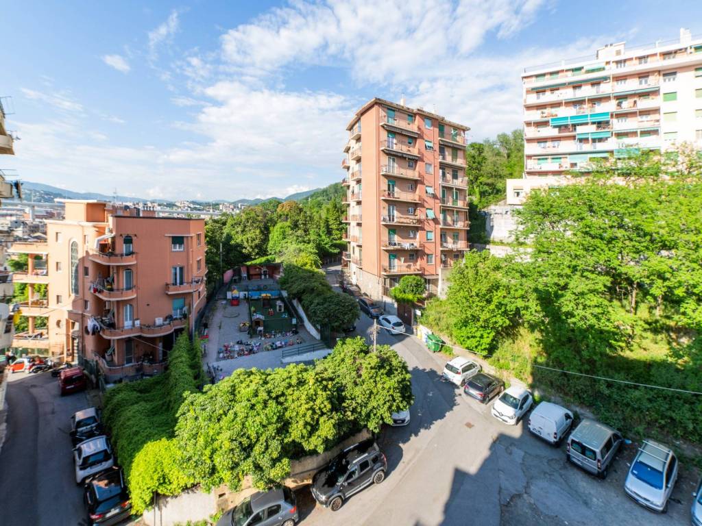 Appartamento a Genova in Via Antonio Caveri, 9 - Foto 4