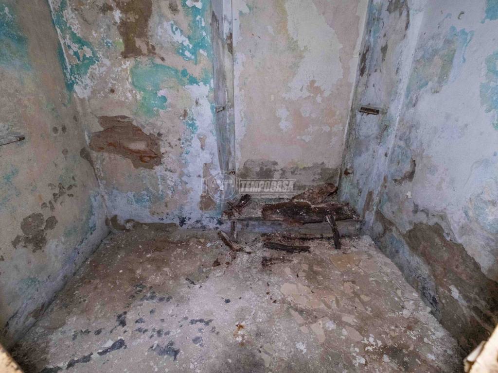 Appartamento a Galliate in Via Giuseppe Garibaldi - Foto 5