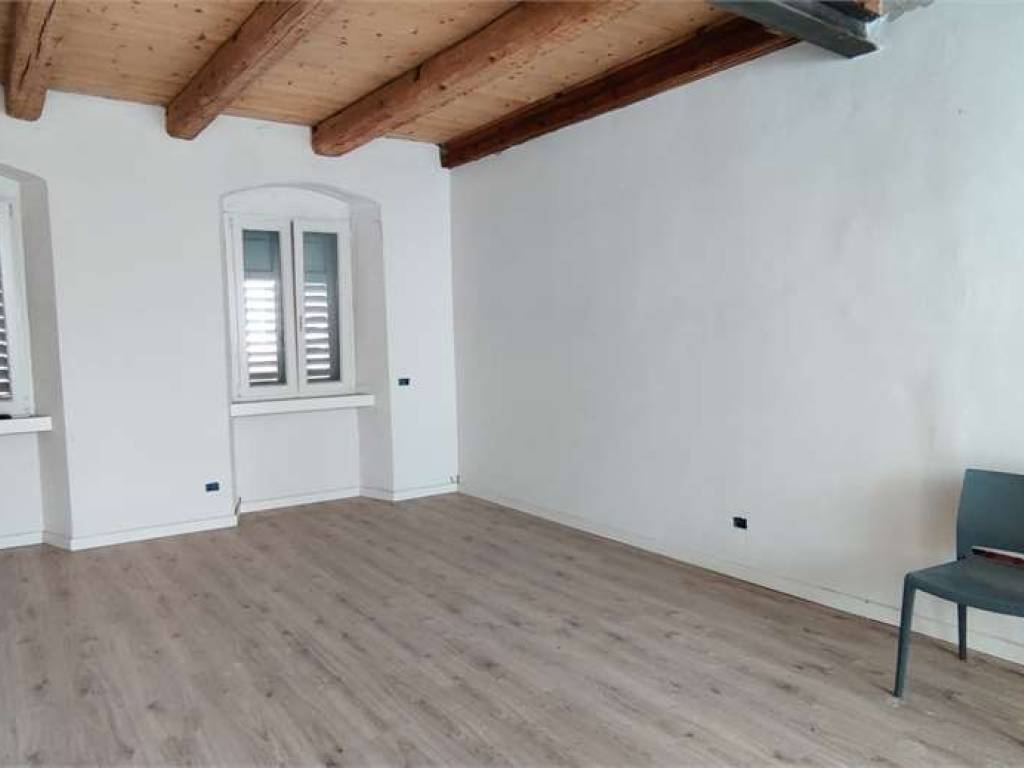 Casa indipendente a Ala in VIA NUOVA, 74 - Foto 2