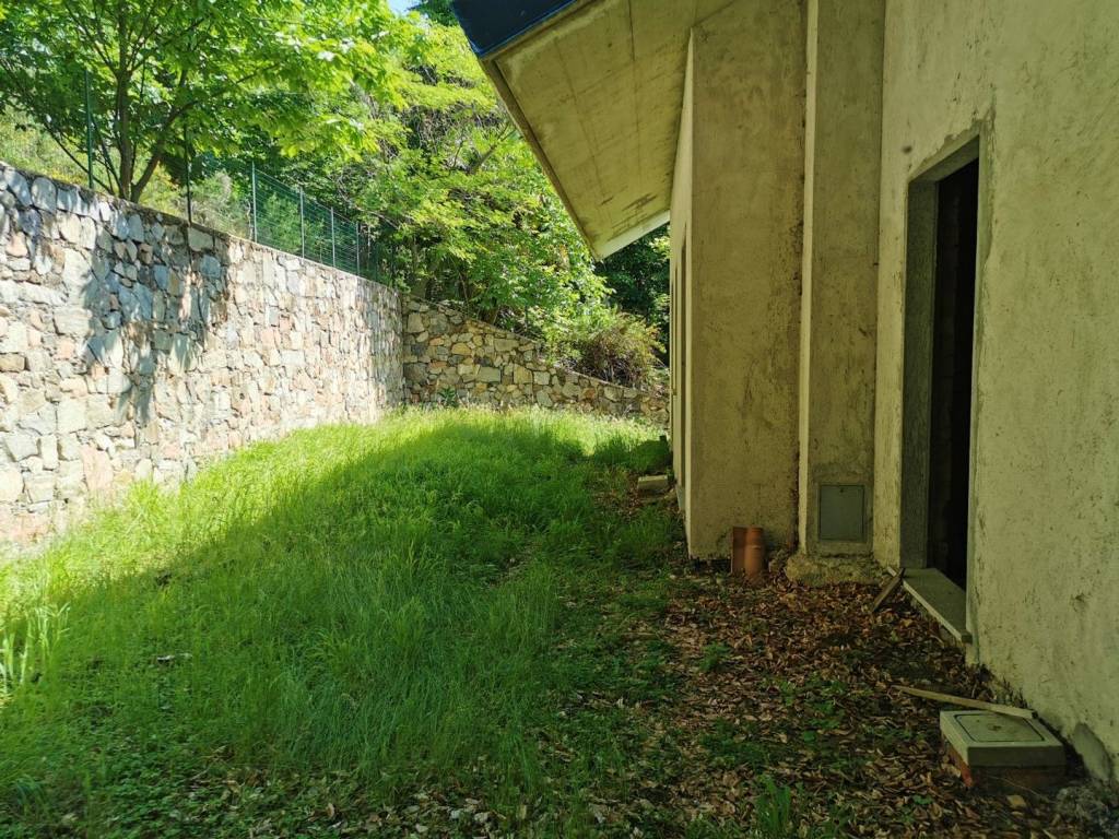 Villa a Cuasso al monte in Via per Ganna, 10 - Foto 4