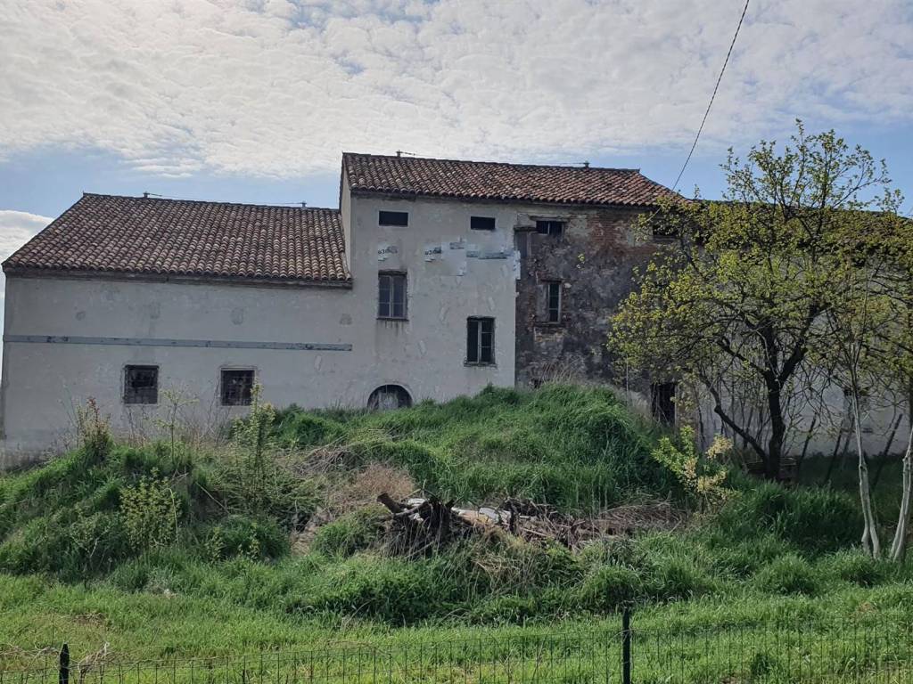 Rustico / casale a San benedetto po - Foto 2
