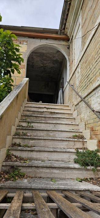 Casa indipendente a Montecosaro in Via Monte San Michele - Foto 5