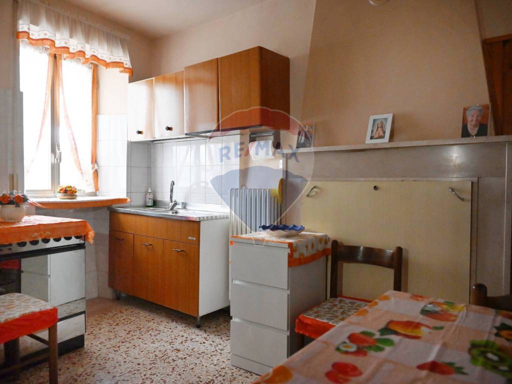 Casa indipendente a Introdacqua in Via Roma, 18 - Foto 4