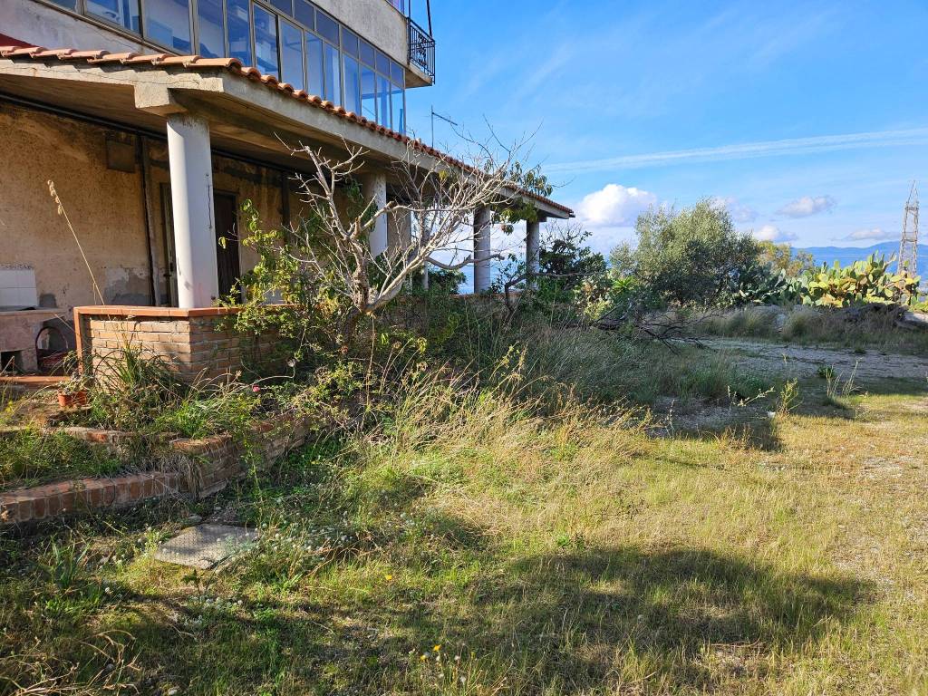 Villa a Reggio calabria in Via Eremo Botte Diramazione Triglia, 36 - Foto 3