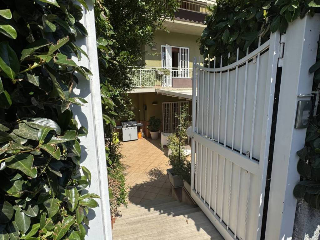 Villa a Catania in Via San Sofia - Foto 3