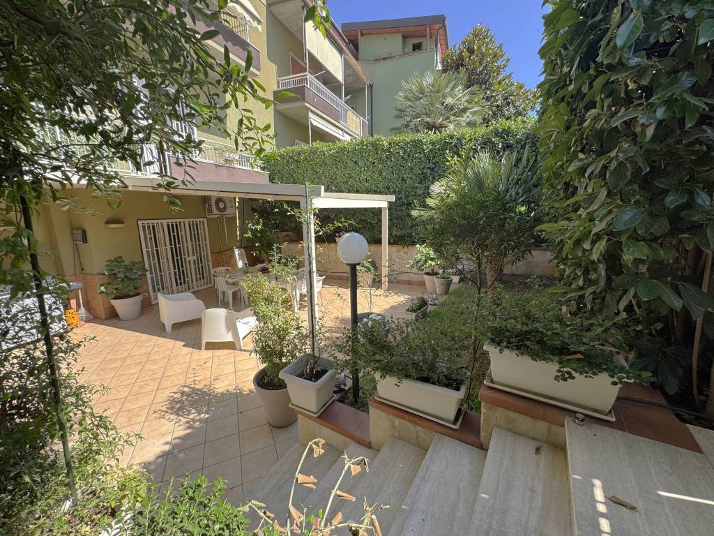 Villa a Catania in Via San Sofia - Foto 4