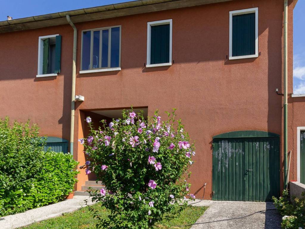 Villetta a schiera a Fiume veneto in VIA RICCHIERI, 43 - Foto 3