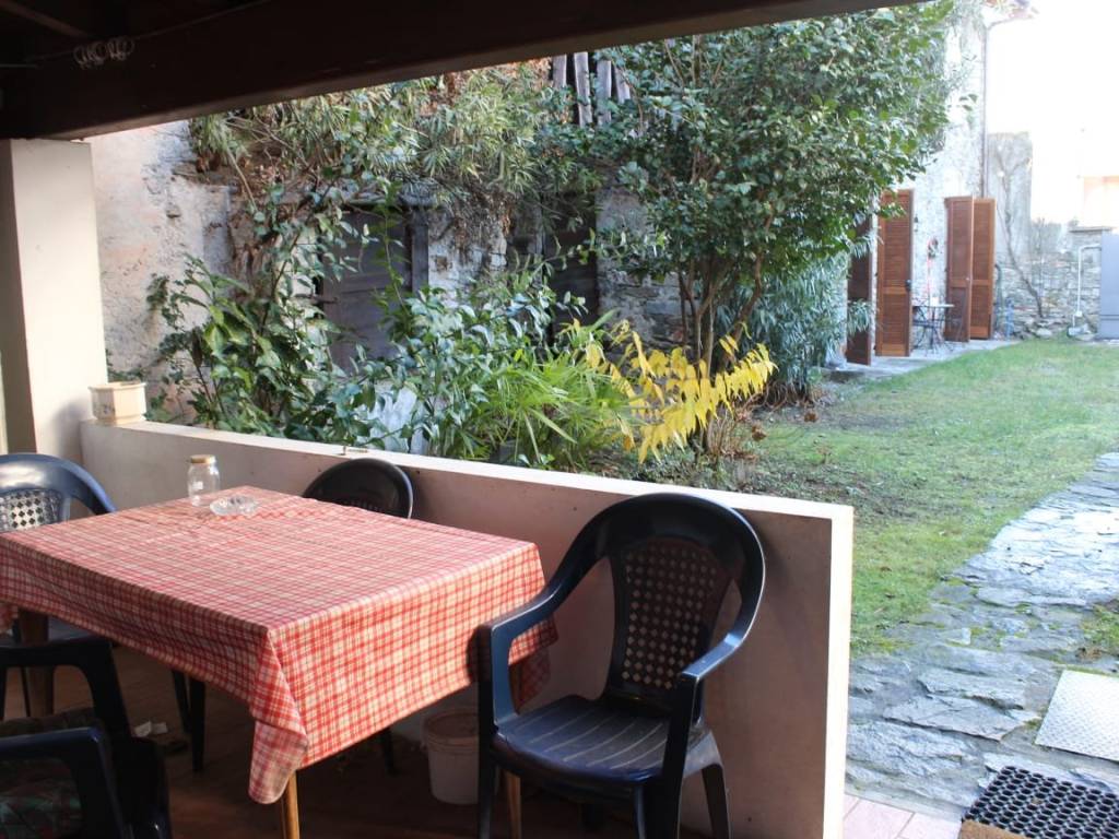 Casa indipendente a Stresa in Via per Magognino, 11 - Foto 3