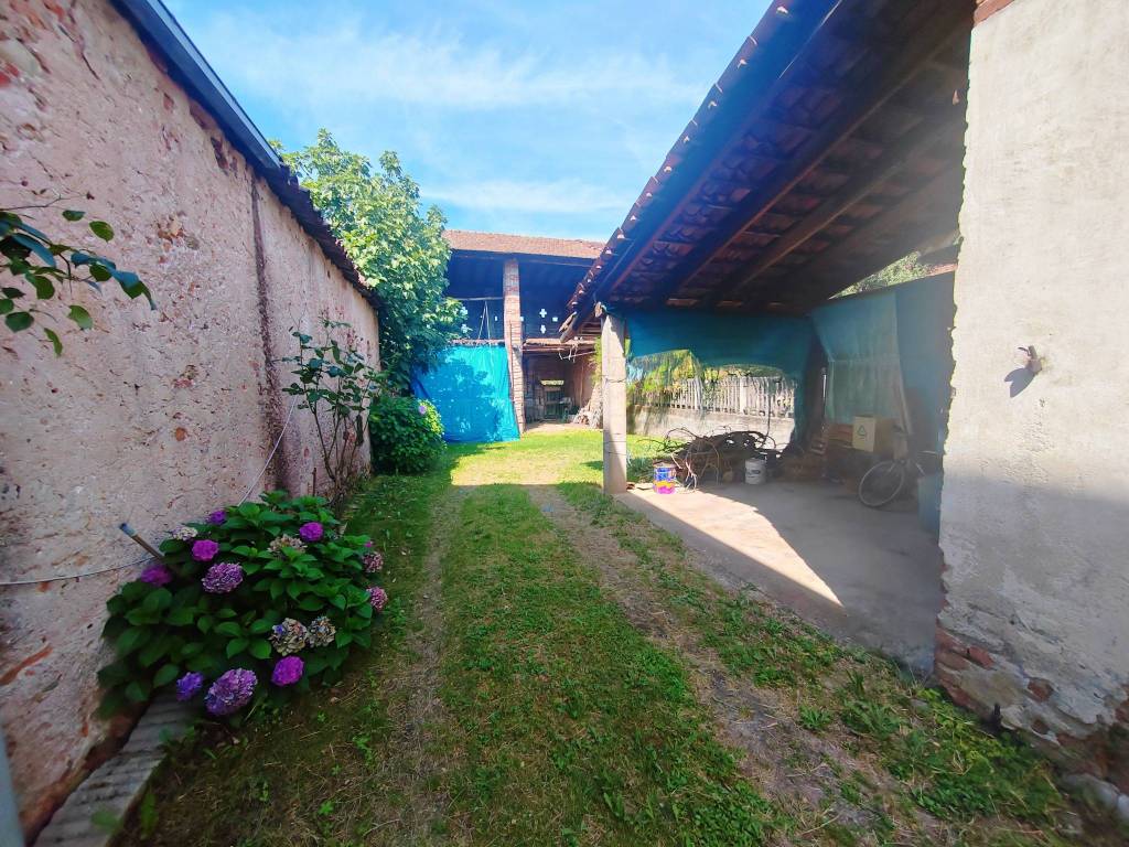 Casa indipendente a Rovasenda in Via Umberto, 25 - Foto 5