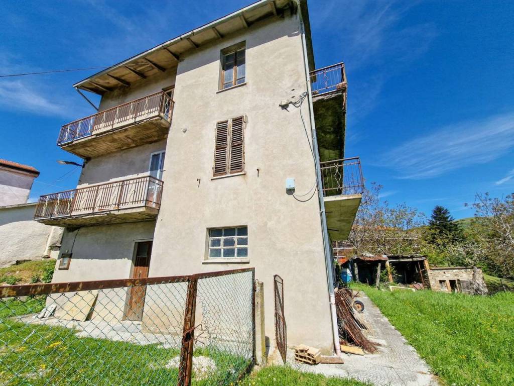 Villa a Pietrarubbia in via Ca' Ivano - Foto 3