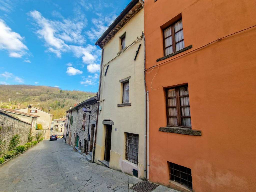 Villetta a schiera a Apecchio in via Roma - Foto 2