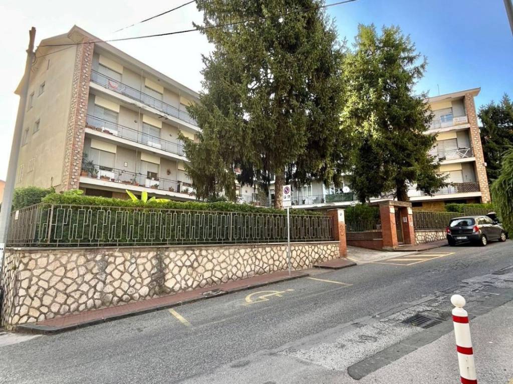 Appartamento a Avellino in Via Tuoro Cappuccini - Foto 2