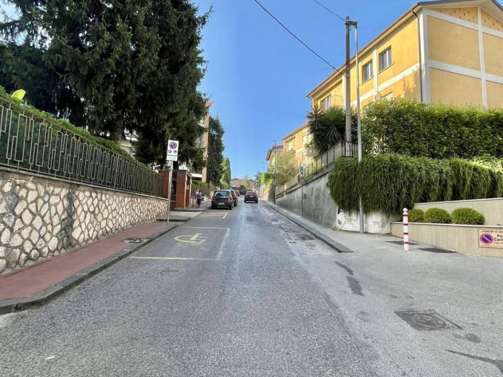 Appartamento a Avellino in Via Tuoro Cappuccini - Foto 3