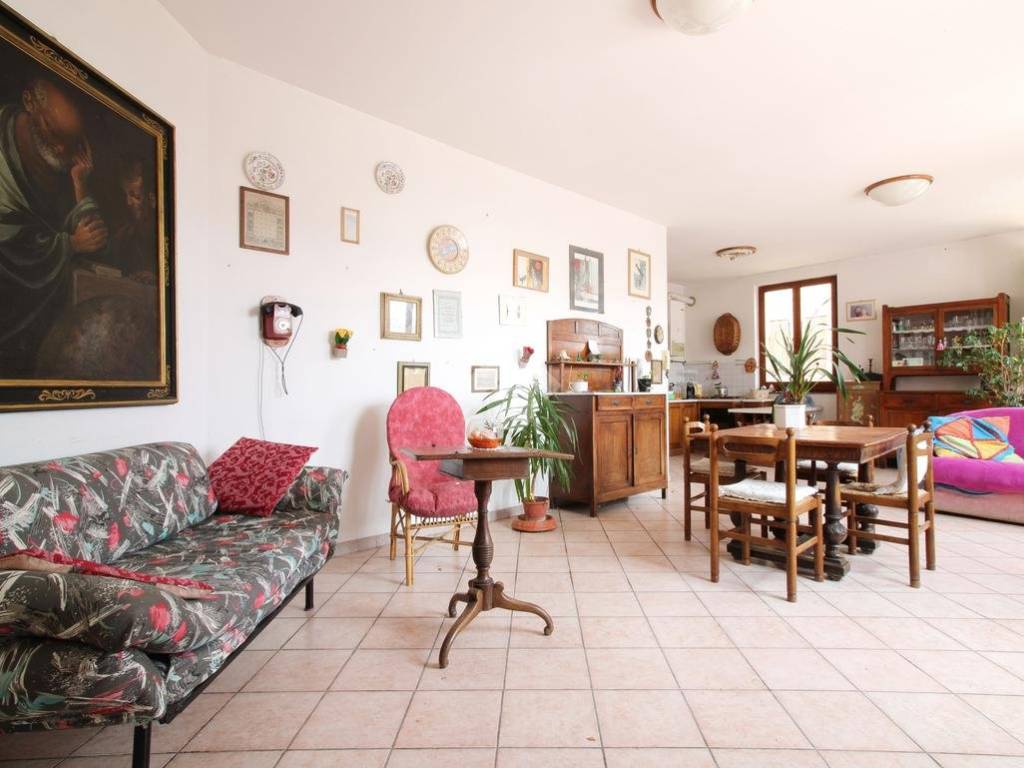 Casa indipendente a Fermo in V. Visconti D'Oleggio, 32 - Foto 3