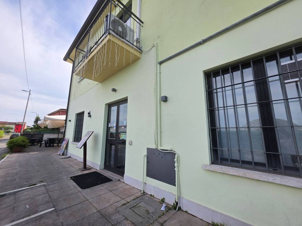 Casa indipendente a Verona in Via Fracazzole - Foto 2