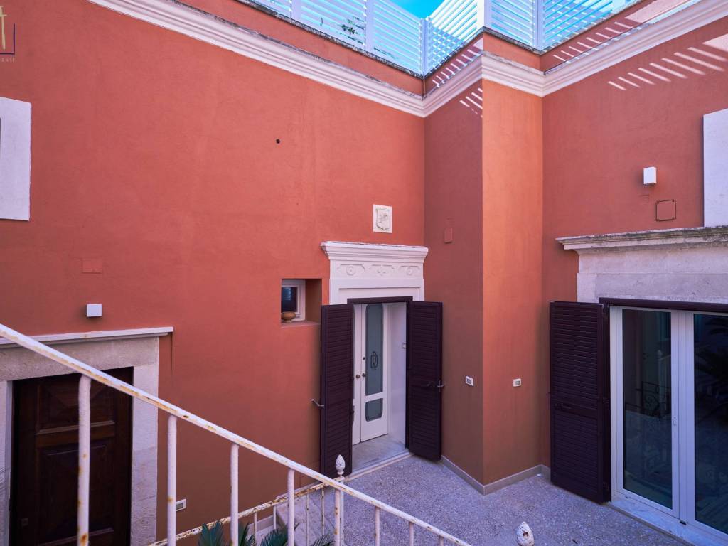 Casa indipendente a Polignano a mare in Via Innocente Tanese - Foto 3