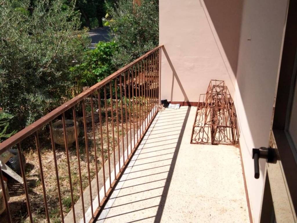 Appartamento a Bevagna in Via Alcide De Gasperi - Foto 2