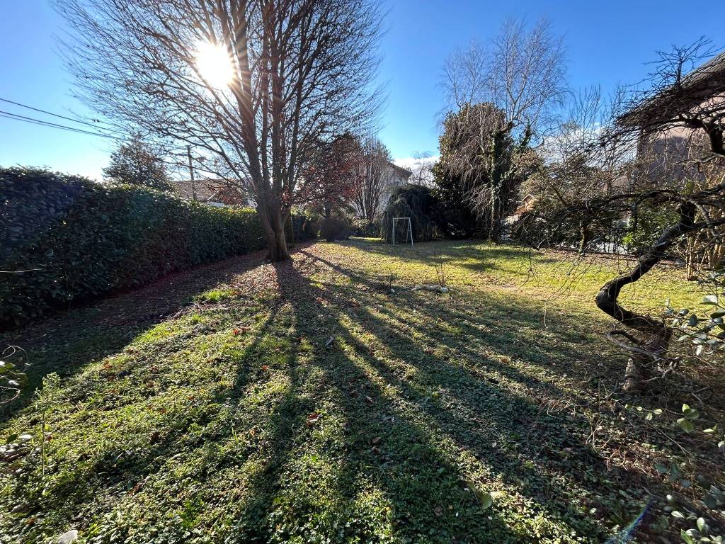 Villa a Vedano olona in Via Albini - Foto 2