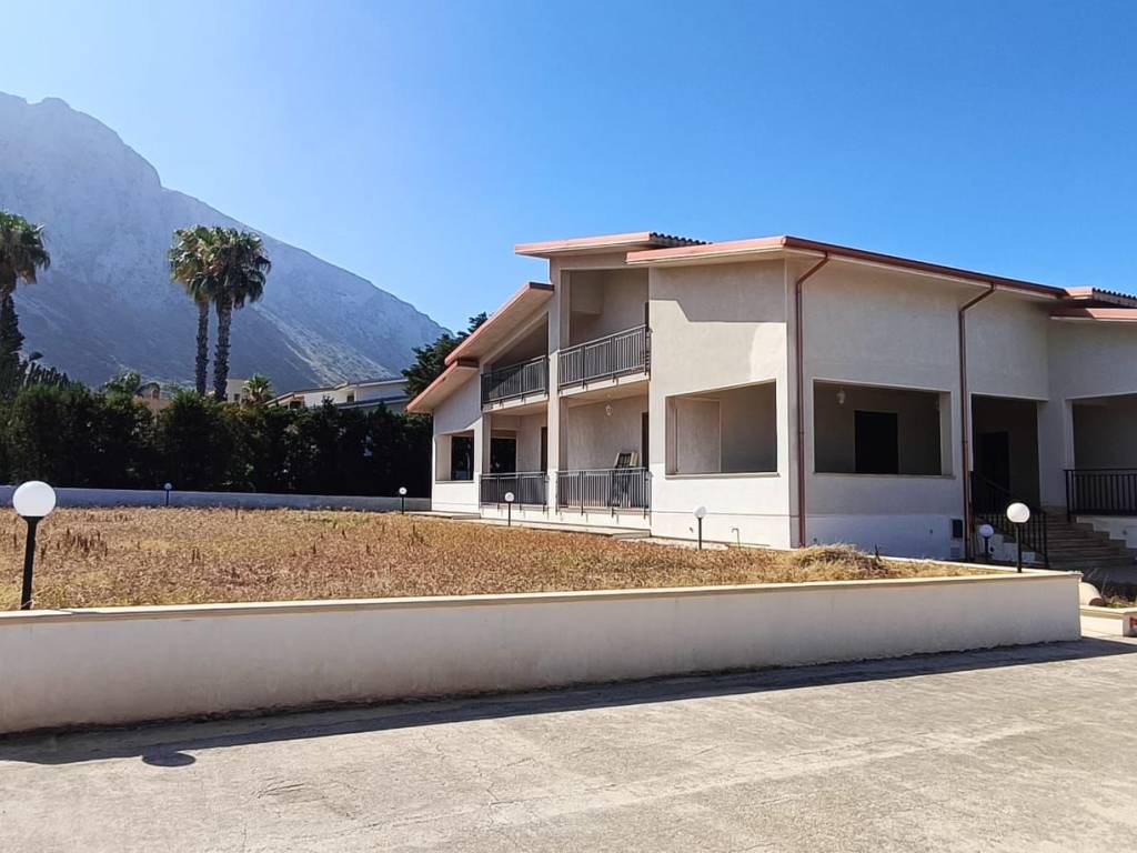 Villa a Cinisi in Via Nazionale - Foto 2