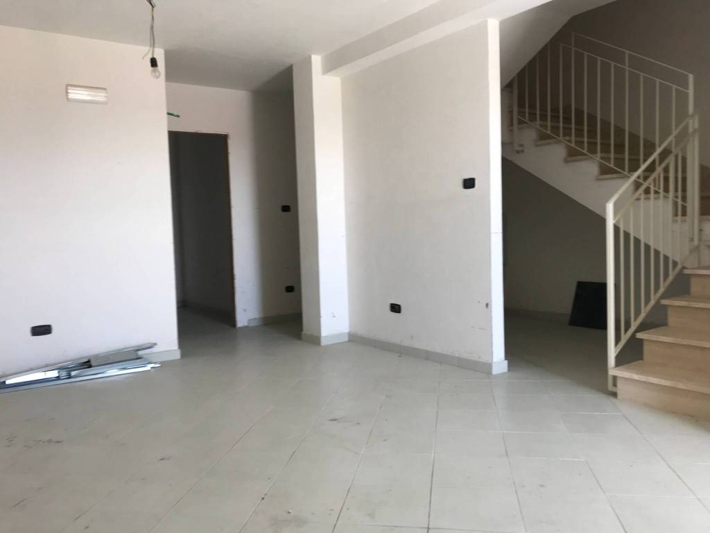 Villa a Catanzaro in Via della Lacina - Foto 3