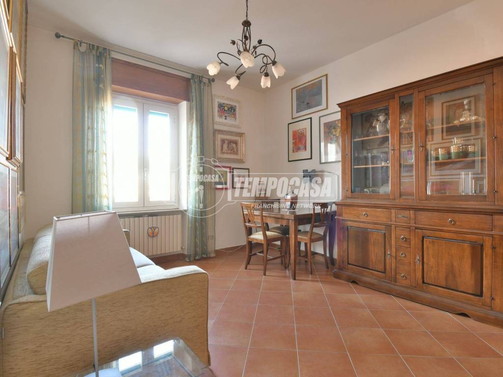 Appartamento a Ascoli piceno in Via Fratelli Bandiera 12 - Foto 2